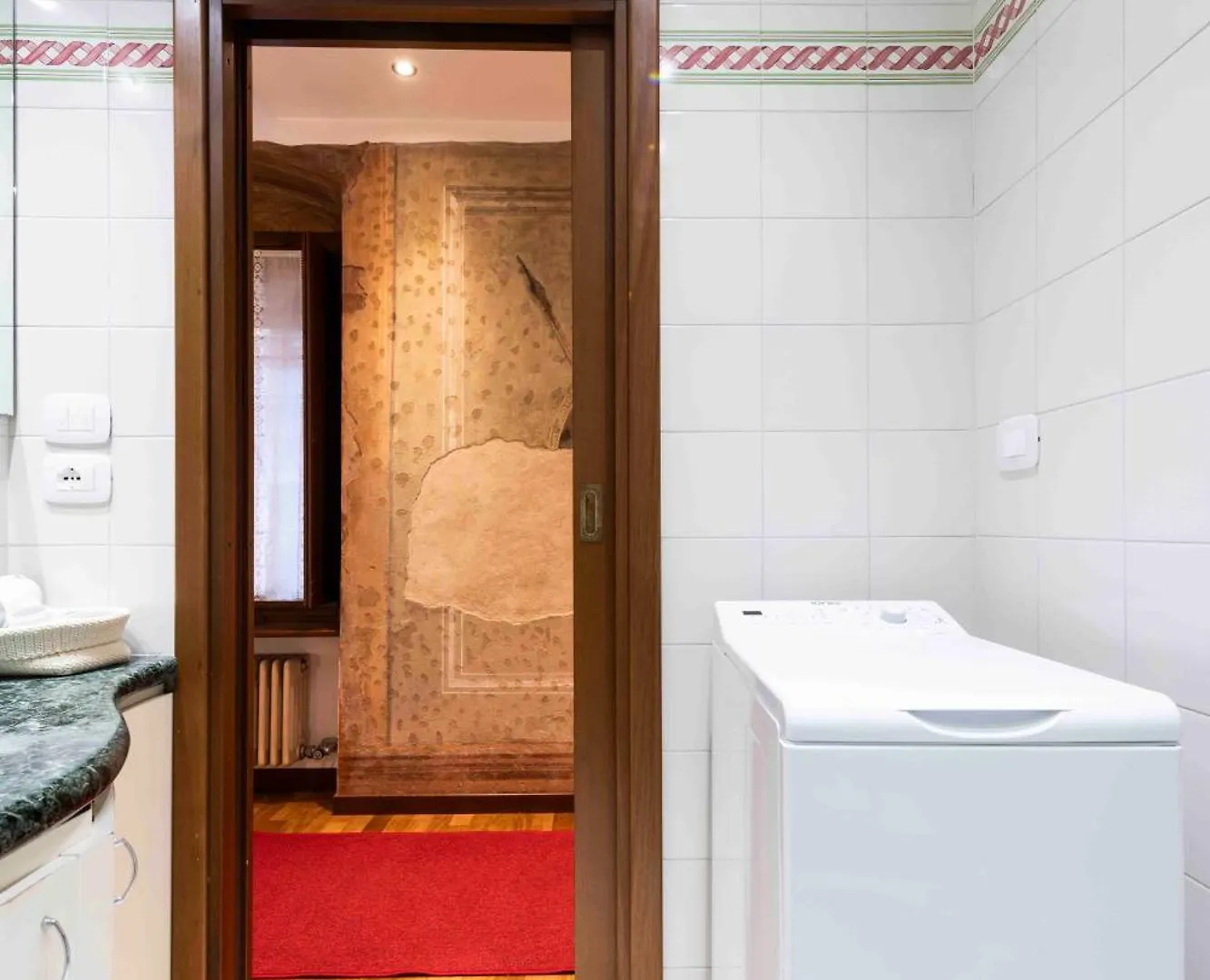 Leoncino 9 City Apartment Верона
